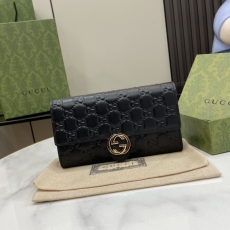 Gucci Wallets & Purse